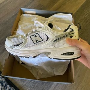 New Balance 530 White Silver Navy M8.5 W10